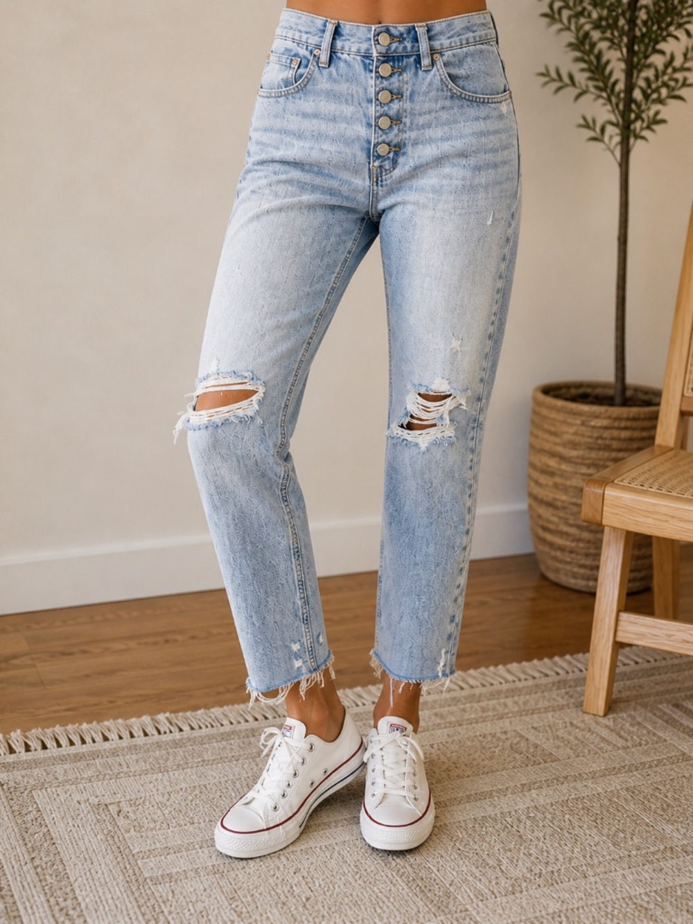 We The Free High Rise Distressed Button Fly Blue Jeans 30